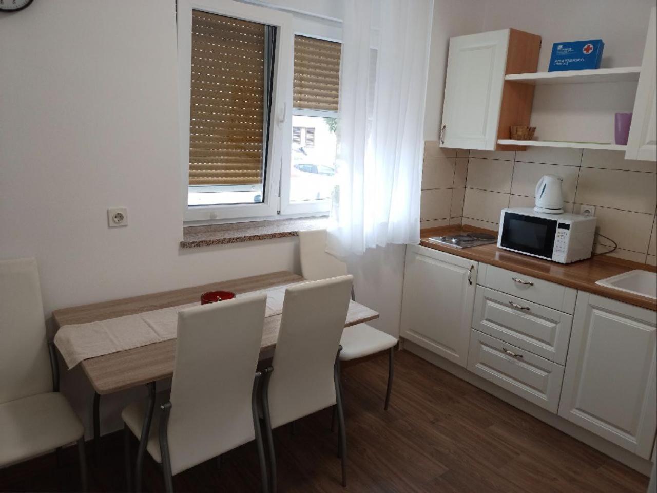 Apartman Vanja Rijeka Exteriör bild