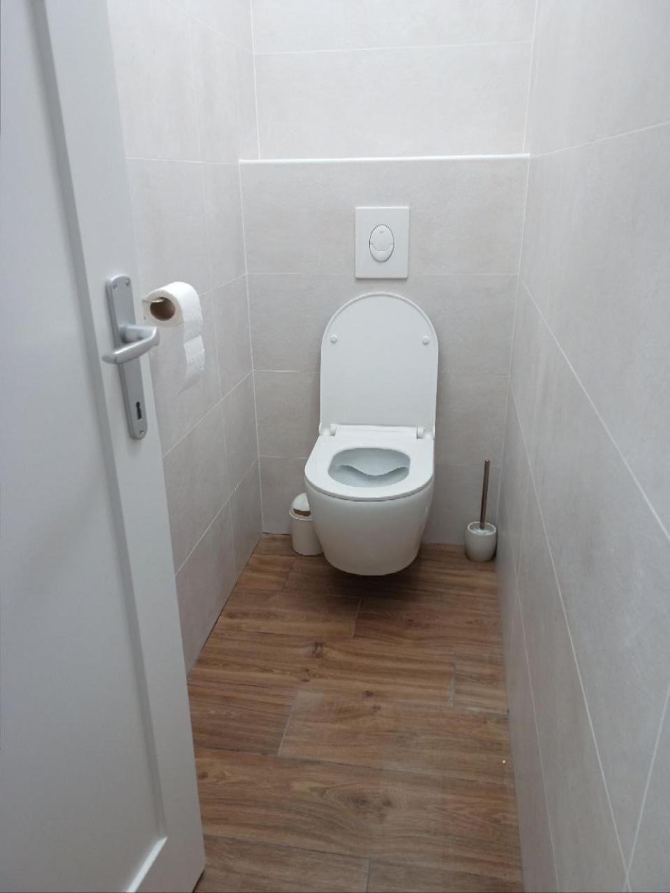 Apartman Vanja Rijeka Exteriör bild